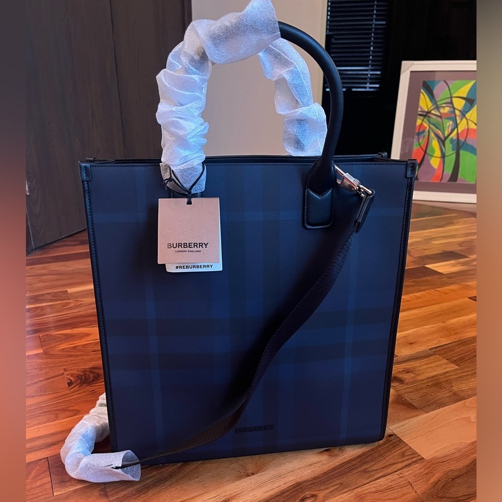 Burberry Denny E-Check Canvas Tote, NEW - Picture 7 of 17
